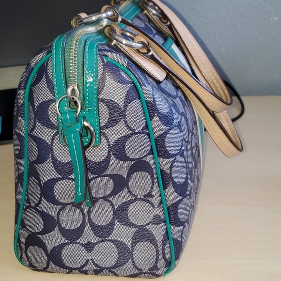 Coach Crossbody Handbag - Picture 3 of 14